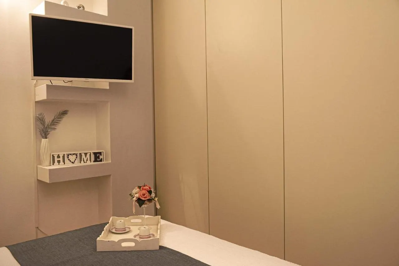 Casa Bel, Bologna By Short Holidays Apartment